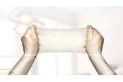 Exufiber étiré des deux mains
