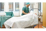 Pasient med  BARRIER nonwoven teppe